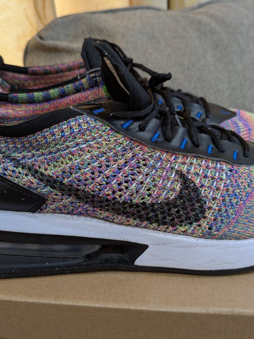 Nike Air Max Flyknit Racer Mens Size11.5 Multicolor Good Condition